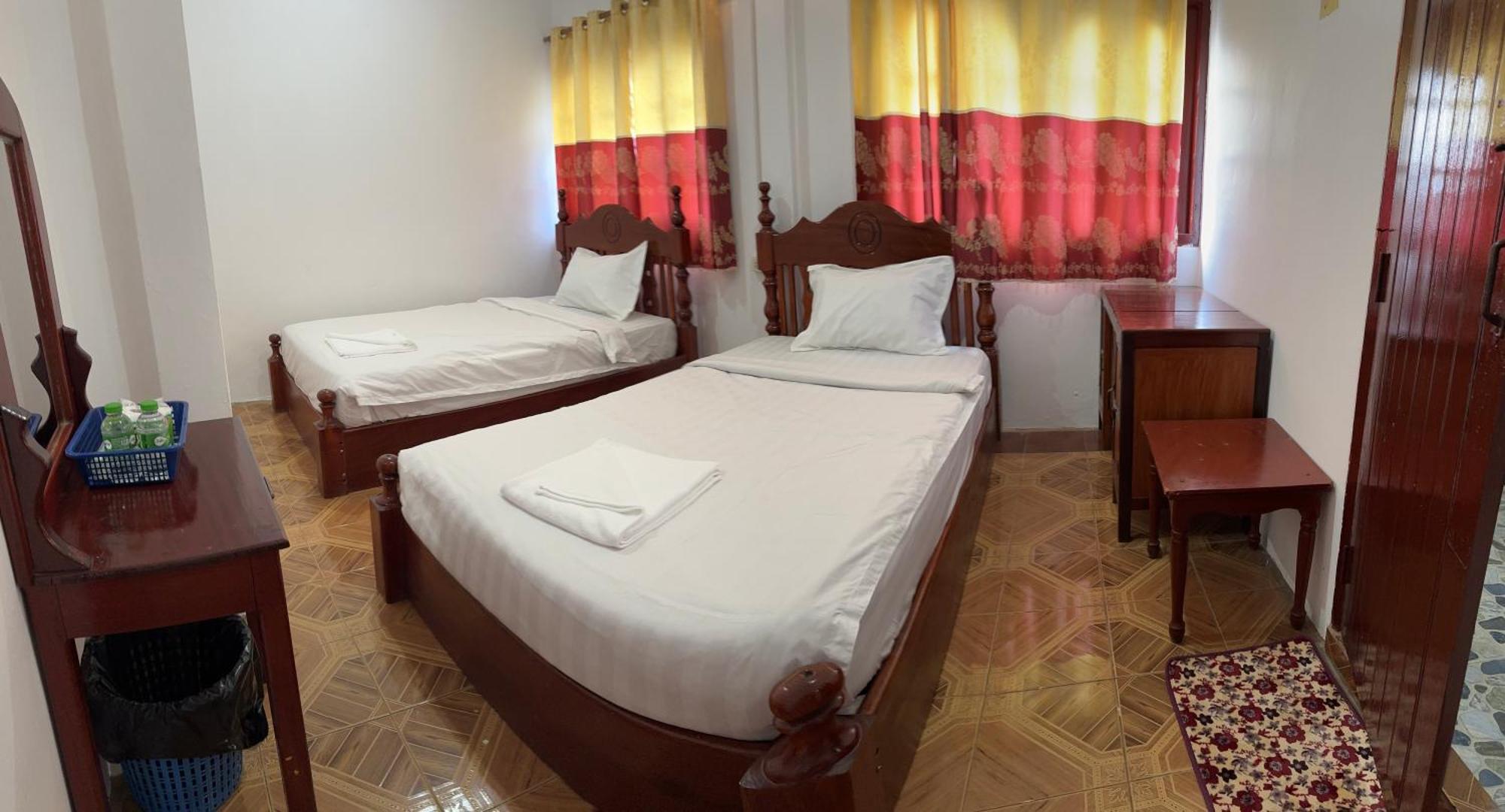 Vang Vieng Green Hotel Buitenkant foto